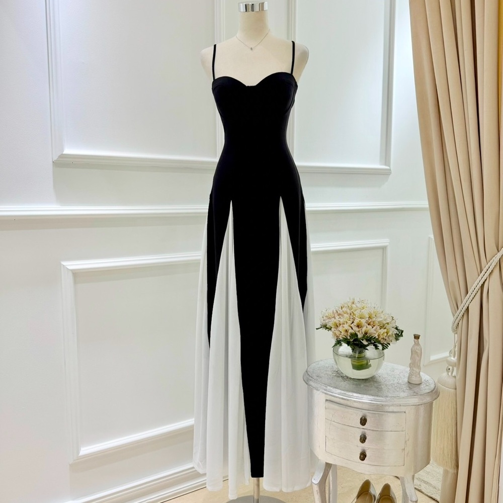 Women’s Black and White Maxi Dress